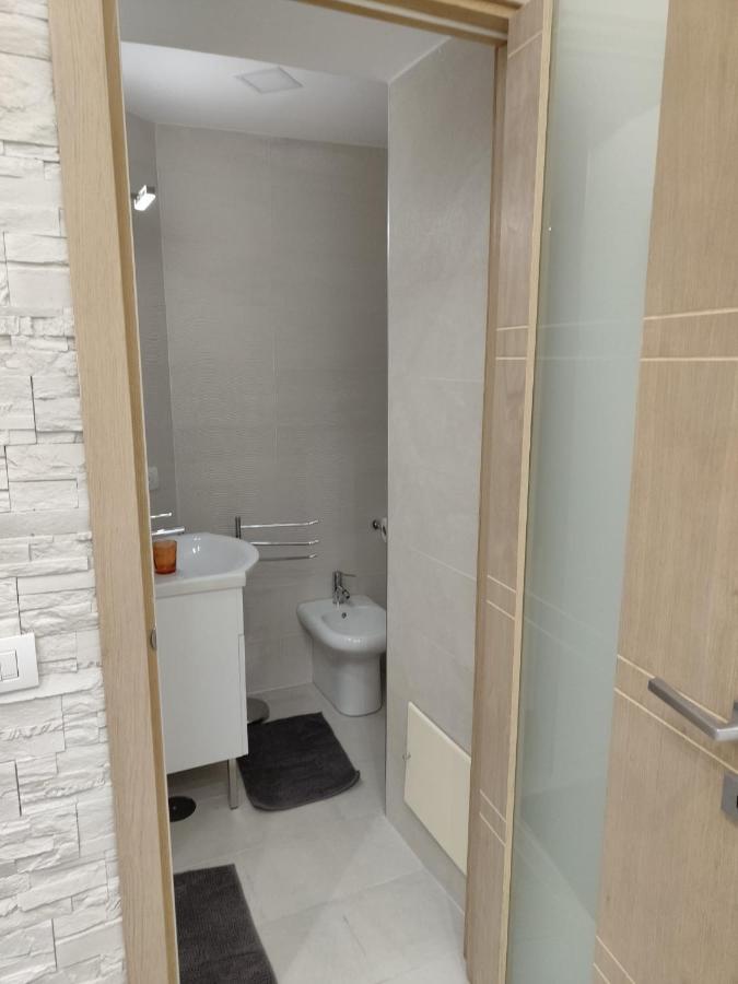 Il Geco Apartment Napoli Bagian luar foto