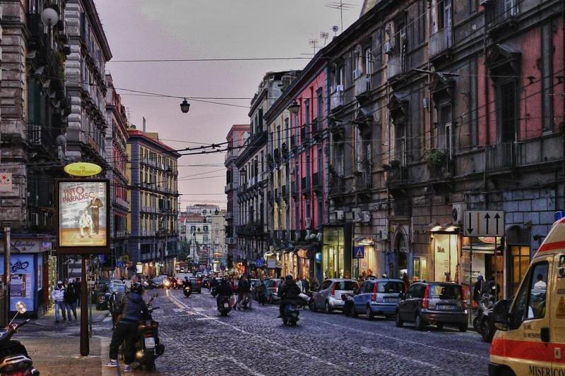 Il Geco Apartment Napoli Bagian luar foto